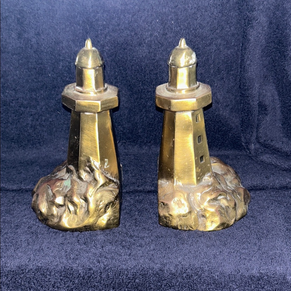 Lighthouse Bookends by PM Craftsman. Vintage Brass in good condition